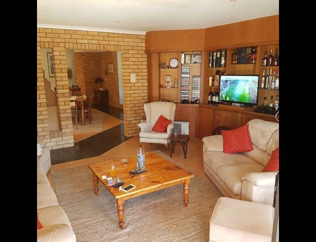 3 BEDROOM HOUSE RENTED IN LOVEMORE HEIGHTS